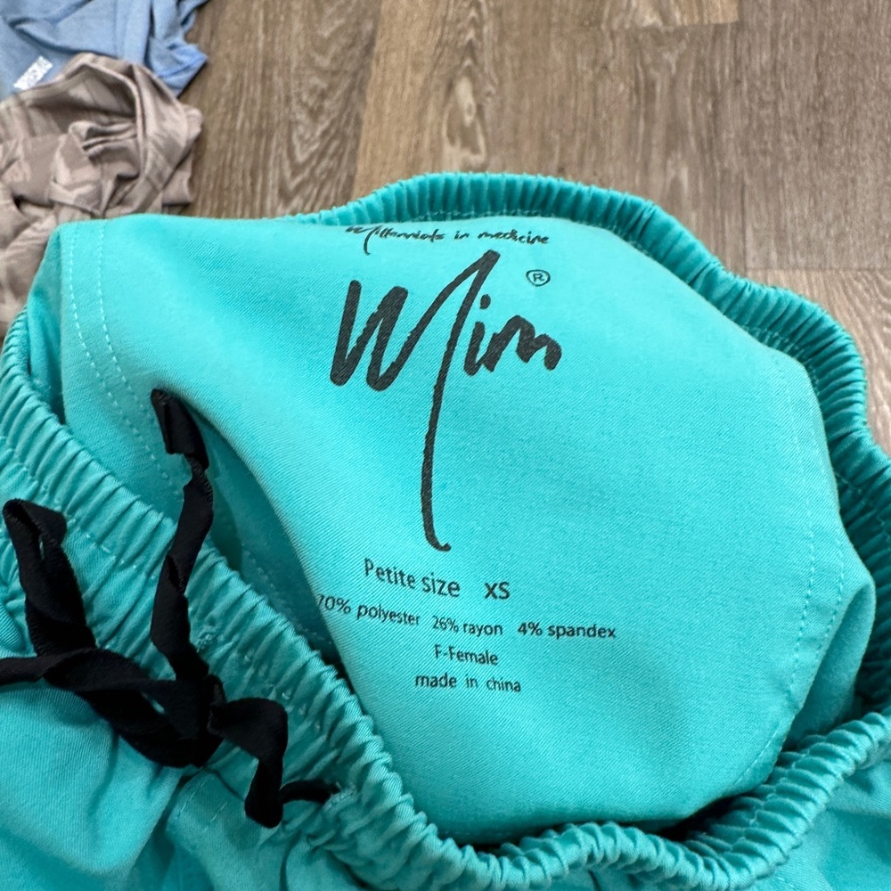 MIM Scrubs Petite XS Surgical Green